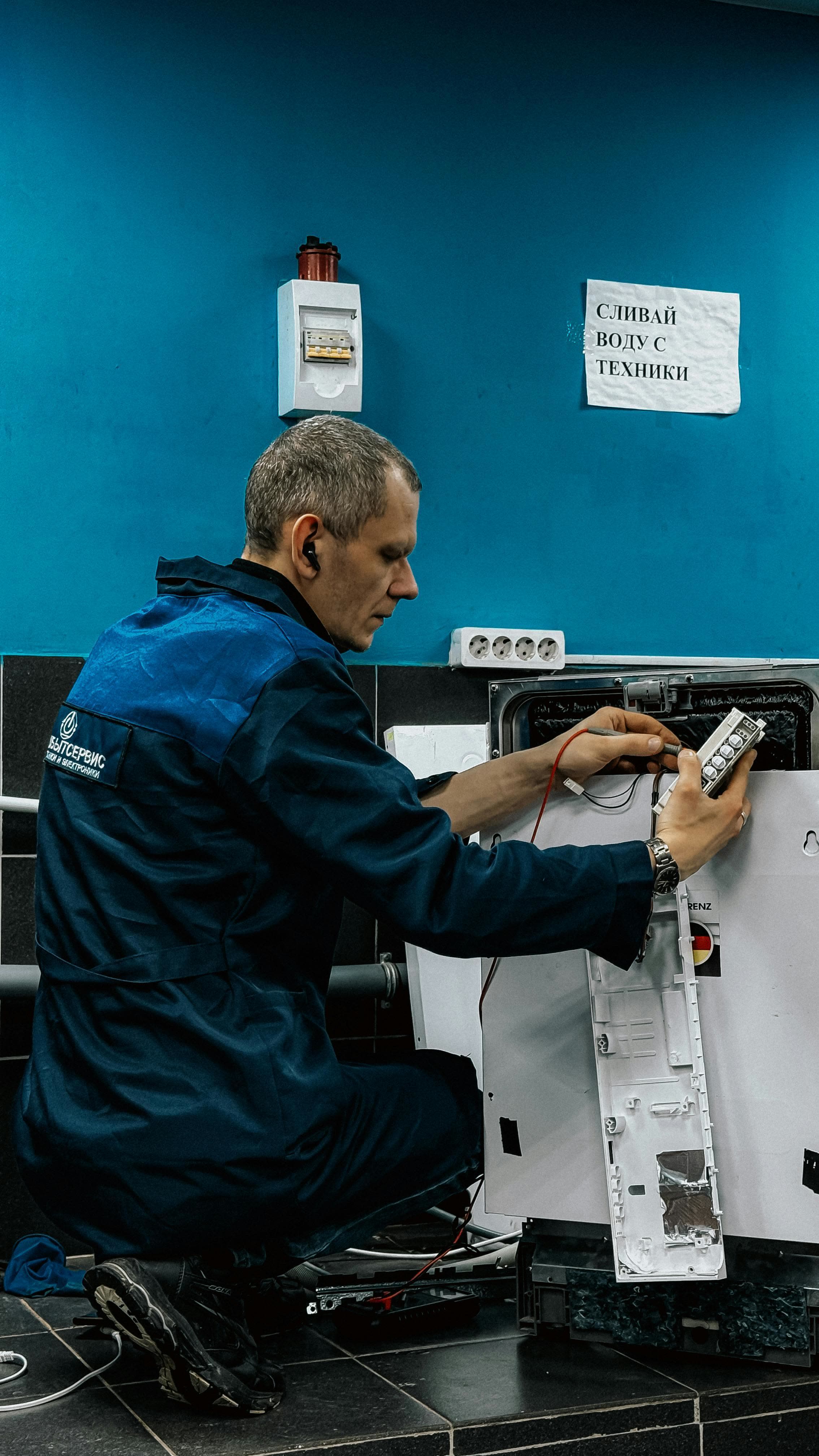 Мастер по ремонту ресторанного оборудования — профессиональный сервис